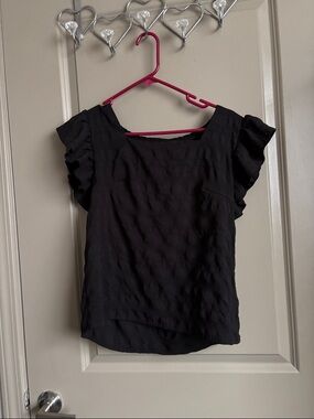 Women's Black Ruffle Sleeve Top
